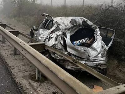Yoğun Sis Tehlike Saçıyor: Sancaktepe’de Sisin Neden Olduğu Kazada 4 Kişi Yaralandı