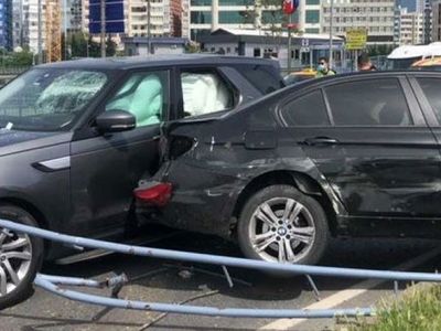 Zincirlikuyu'da 11 Araç Kazaya Karıştı: 4 Yaralı
