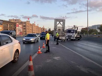 İstanbul Valiliği'nden 30 Ağustos uyarısı: Pazar günü bu yollar trafiğe kapatılacak