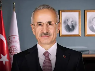 Bakan Uraloğlu Isparta’da duyurdu: Milli elektrikli tren için seri üretim tarihi belli oldu
