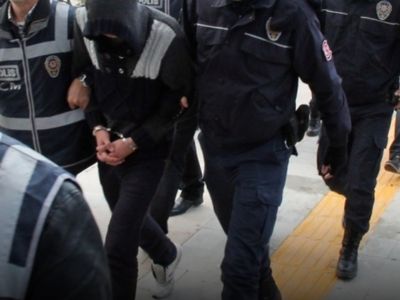 İçişleri Bakanlığı duyurdu: Yurt dışına kaçan 76 suçlu Türkiye’ye iade edildi