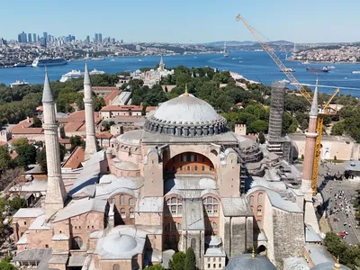 Ayasofya'nın altındaki tünellerin bölümleri ziyarete açılabilir