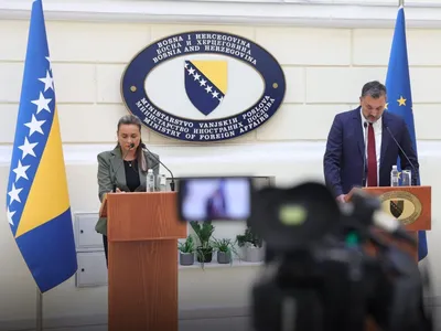 Bosna Hersek Sırbistan ile ilişkileri en alt seviyeye indirme kararı aldı