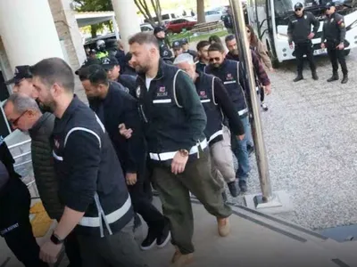 Milas Belediyesi soruşturmasında Belediye Başkanı Fevzi Topuz ve oğlu tutuklandı