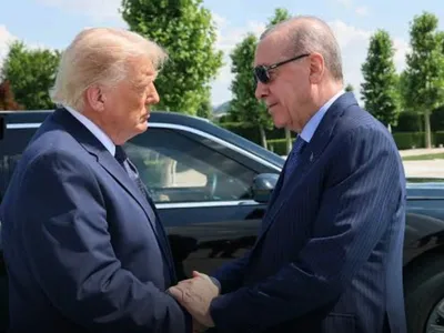Trump'tan CAATSA yaptırımları sorusuna yanıt: "Erdoğan benim dostum, onu her zaman mutlu ederim"