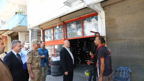 Adıyaman valisi ab Abdullah Küçük, kahta'da esnaf ve vatandaşlarla buluştu