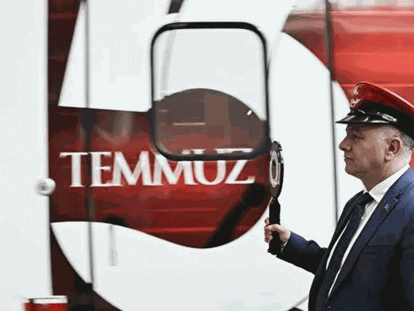 15 Temmuz Demokrasi ve Milli Birlik YHT Treni Ankara'dan İstanbul’a Doğru Yola Çıktı