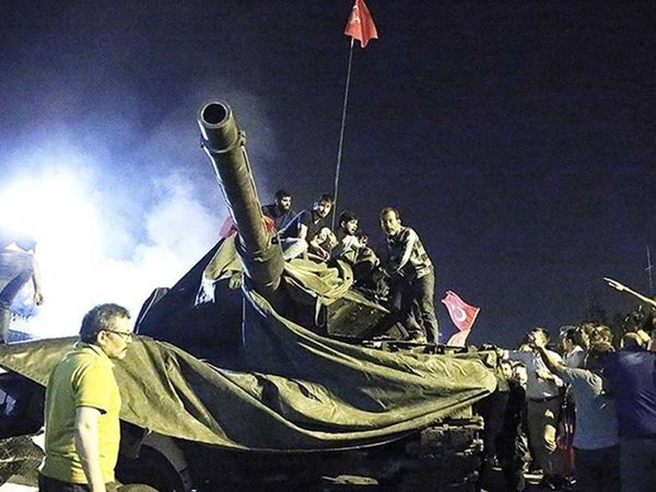 15 Temmuz ruhu unutulmayacak! Tarihi mücadelenin üzerinden tam 7 yıl geçti