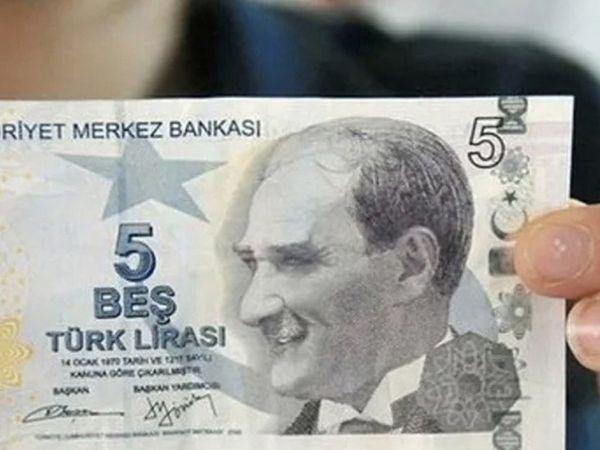5 TL deyip geçmeyin! Eğer elinizde bu para varsa cebinizde bir servet taşıyor olabilirsiniz hemen şimdi kontrol edin