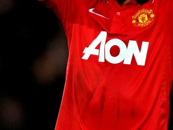 Adnan Januzaj Fenerbahçe'ye mi transfer oluyor? Fenerbahçe Adnan Januzaj transferi için harekete geçti