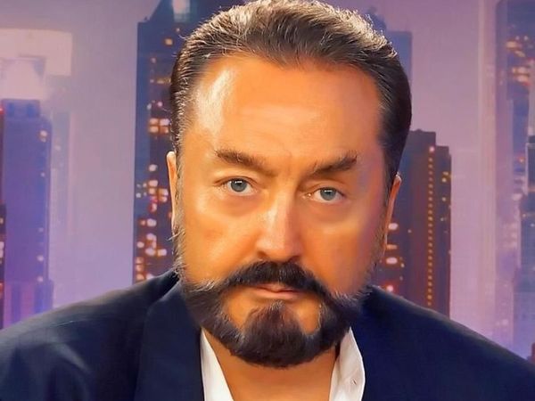 Adnan Oktar'ın cezaevi istekleri deşifre oldu: 1 ayda 252 kez kadın avukatlarla görüştürülmüş! ''Kameraları kapattırıp...''