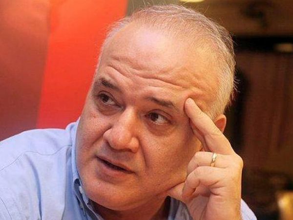 Ahmet Çakar, Trabzonspor-Galatasaray Derbisinde Nelsson'un Hareketine Penaltı Dedi!