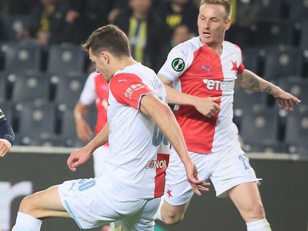 Ajax Fenerbahçe'den Ferdi Kadıoğlu'nu Transfer Etmek İstiyor!