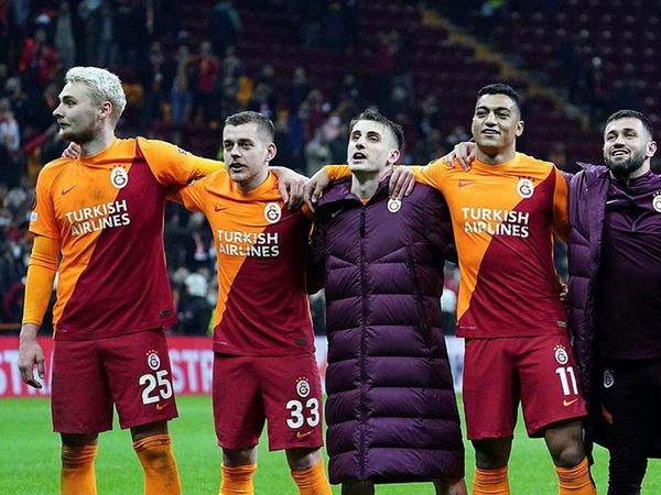 Al Nassr, Galatasaray'dan Mostafa Mohamed'i transfer etmek istiyor!