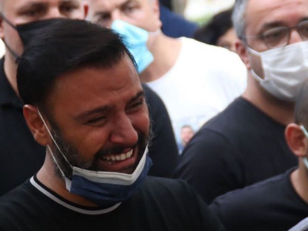 Alişan'ın Kardeşinin Cenazesine Yakın Arkadaşları Katılmadı