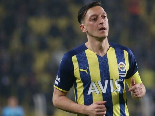 Alman basını Fenerbahçeli Mesut Özil'in ABD'ye transfer olacağını açıkladı!