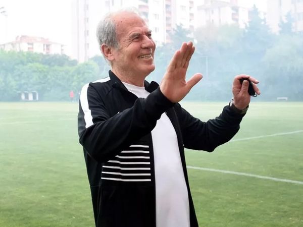 Altay'ın Teknik Direktörü Mustafa Denizli Kimdir?