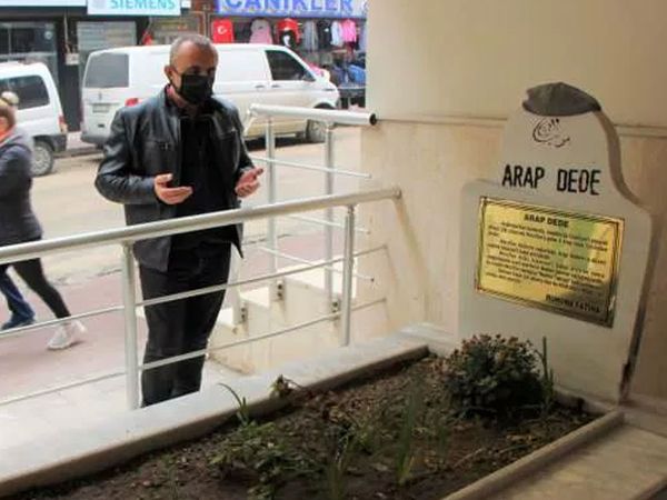 Amasya’da Ortaya Çıkan Mezarlar Görenleri Korkutuyor
