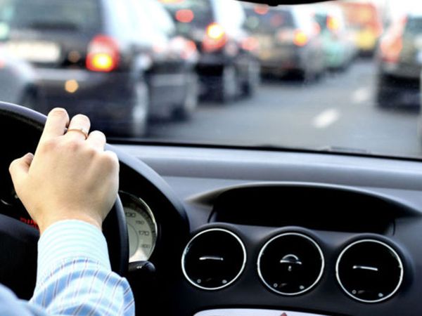 Araç sahiplerine kötü haber! Bakanlık açıkladı eğer yapmazsanız cezası 2 bin 815 lira!
