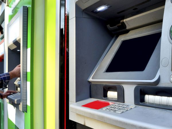 ATM İşlemlerinde Alınan Komisyon Değişti