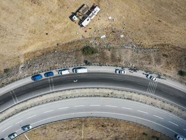 Balıkesir Kazasında Mucize Kurtuluş: Burnu Bile Kanamadı!