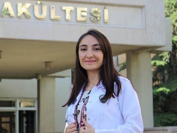 Balıkesirde Kazada Hayatını Kaybeden Tıp Öğrencisinin Babasından Duygu Dolu Sözler