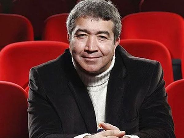 Başarılı Oyuncu Turgay Yıldız Geçirdiği Kalp Spazmı Sonrasında Hayatını Kaybetti