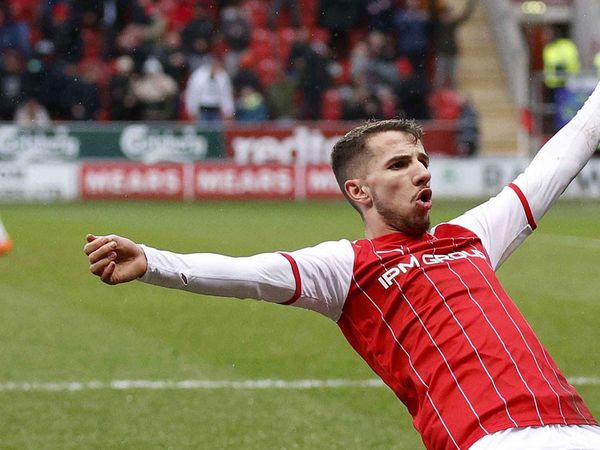 Beşiktaş transferde gözüne Daniel Tan Barlaser'i kestirdi!