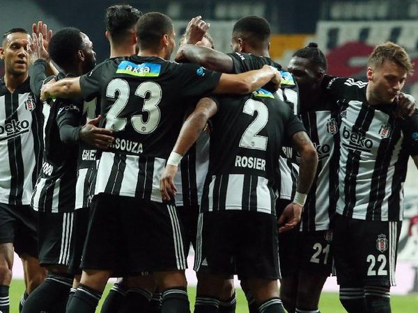 Beşiktaş Valentin Rosier Transferini Açıklıyor!