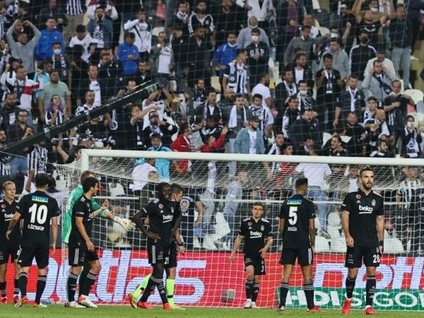 Beşiktaş'a Bir Kötü Haberde Francisco Montero'dan Geldi!