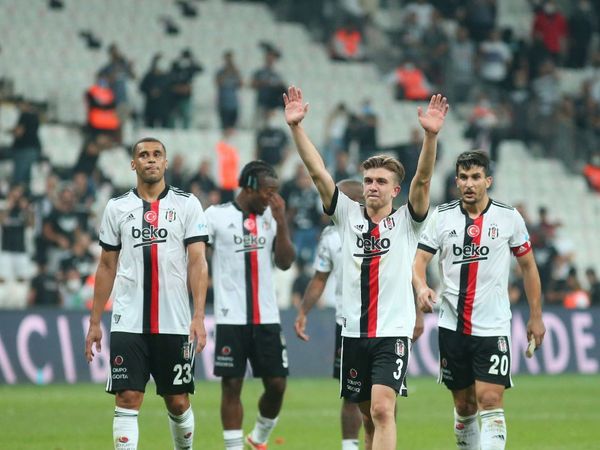 Beşiktaş'ın genç yıldızı Rıdvan Yılmaz'ı Stuttgart transfer etmek istiyor!