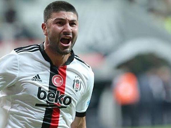 Beşiktaş'ın İç Transferde Teklif Yaptığı Güven Yalçın Kararını Verdi!