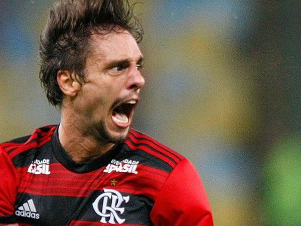 Beşiktaş'ın Transfer Etmek İstediği Rodrigo Caio İçin Trabzonspor Devreye Girdi!