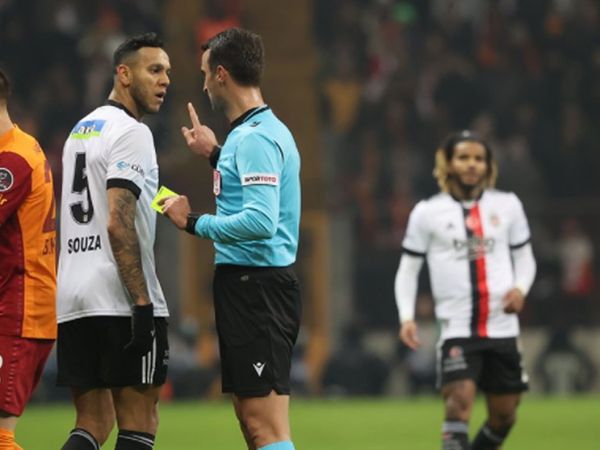 Beşiktaşlı Josef de Souza'dan, Galatasaray hakkında sosyal medyadan çok konuşulan paylaşım!