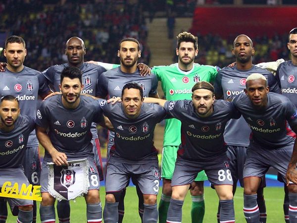 Beşiktaş Devre Arasında Cenk Tosun'u Kadrosuna Katıyor!