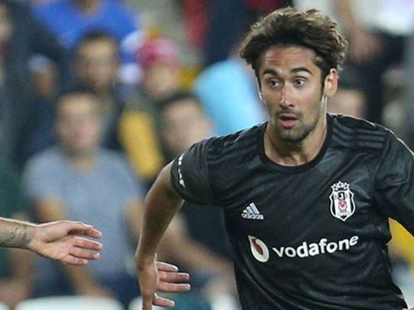 Beşiktaş'ta yıldız adayı olan Orkan Çınar, şimdilerde kulüpsüz kaldı!