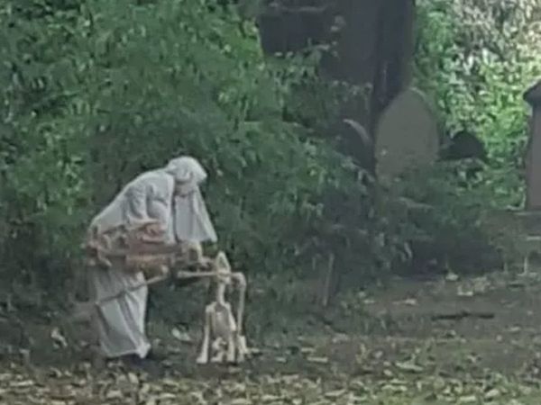 Bu Dansın Yeri Ve Mekânı Çok Korkunç
