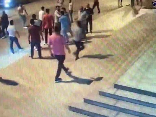 Bu seferde Mardin: Çırılçıplak sokağa çıkan adama meydan dayağı