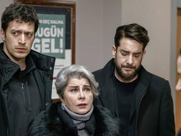 Camdaki Kız'ın Gülcihan'ı Devrim Yakut anlattı dinleyenler gözyaşına boğuldu