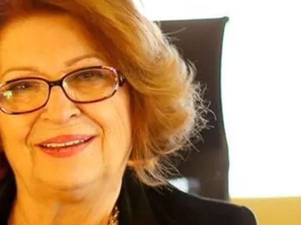 Camdaki Kızın Yazarı Gülseren Buğdaycıoğlunun Seans Ücreti Dudak Uçuklattı