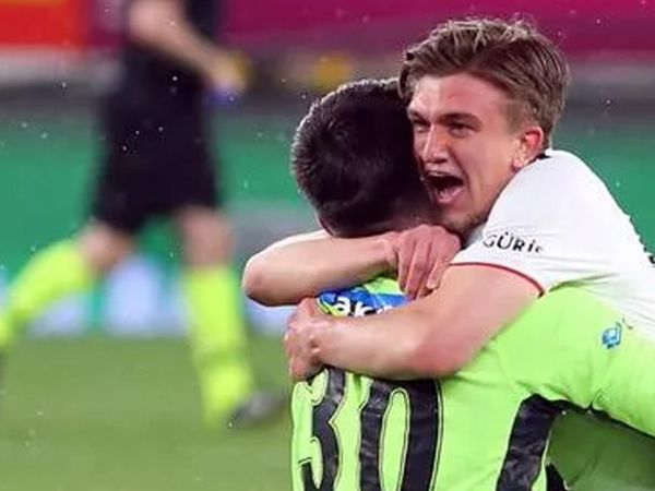Chelsea Transferde Beşiktaşlı Ersin Destanoğlu'nu Gözüne Kestirdi!