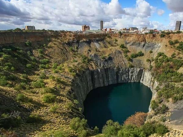 Daha önce kimsenin inemediği Şili Atacama Çukuru’na inen bilim insanlarından herkesi şoke eden açıklama