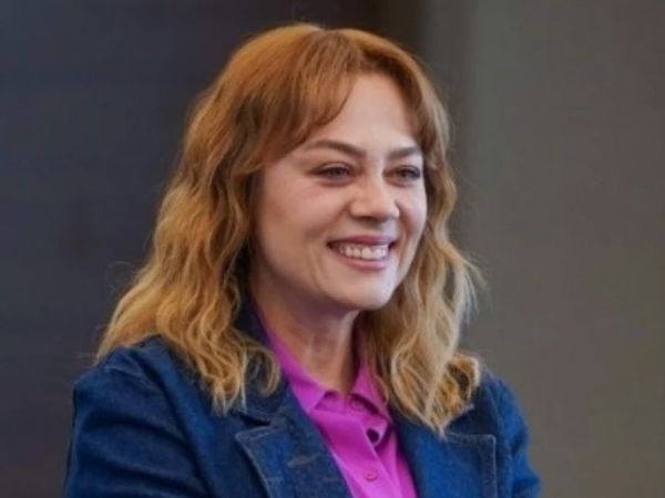 Demet Evgar'ın sır gibi sakladığı erkek kardeşi meğer onunla aynı dizide oynuyormuş! Bakın hangi ünlü oyuncu çıktı!