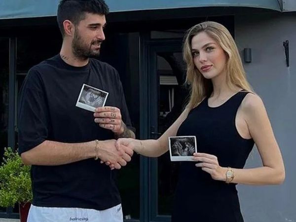 Doğumuna sayılı günler kalan Yasemin Şefkatli'den çok konuşulan ayna pozu: Giyinmeyi unutmuş!