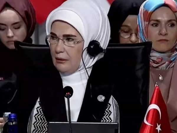 Dünya liderlerinin eşleri Filistin için İstanbul'da toplandı: Emine Erdoğan'dan yankı uyandıran sözler!