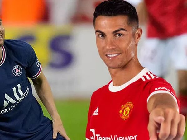 Dünyanın En Çok Kazanan 10 Futbolcusu!