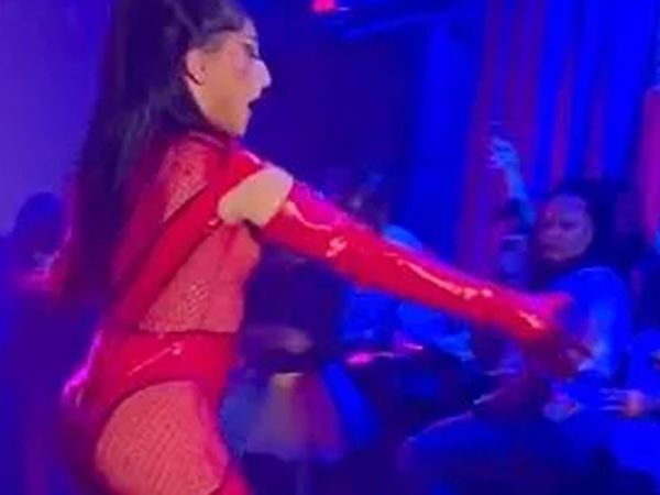 Dünyayı kapatıp gidelim artık... Gay barında küçük çocuklar için düzenlenen ZENNE partisinden rezil görüntüler geldi