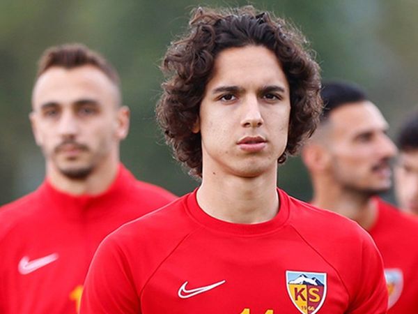 Emre Demir Barcelona Transferinde Yaşananları Anlattı!
