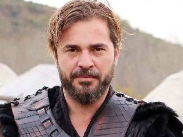 Engin Altan Düzyatan’a büyük şok! Ödül töreni diye gitti düğün yemeği çıktı