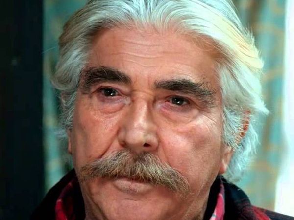 Erdal Özyağcılar hangi dine mensup?